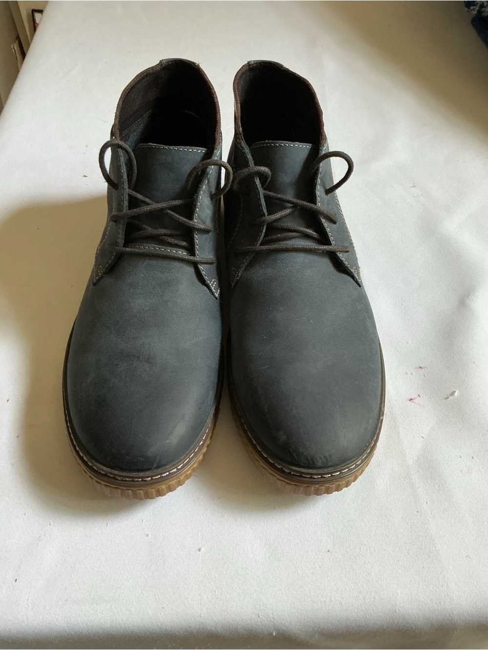 Johnston & Murphy Charcoal Chukka Boots with Tan Outsole
